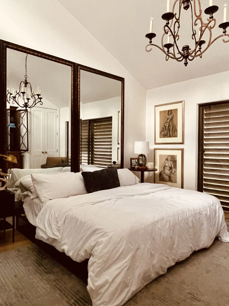 Mirror room decor idea to enhance space and natural light in a modern room